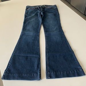 Flying Monkey bell bottom jeans, size 29